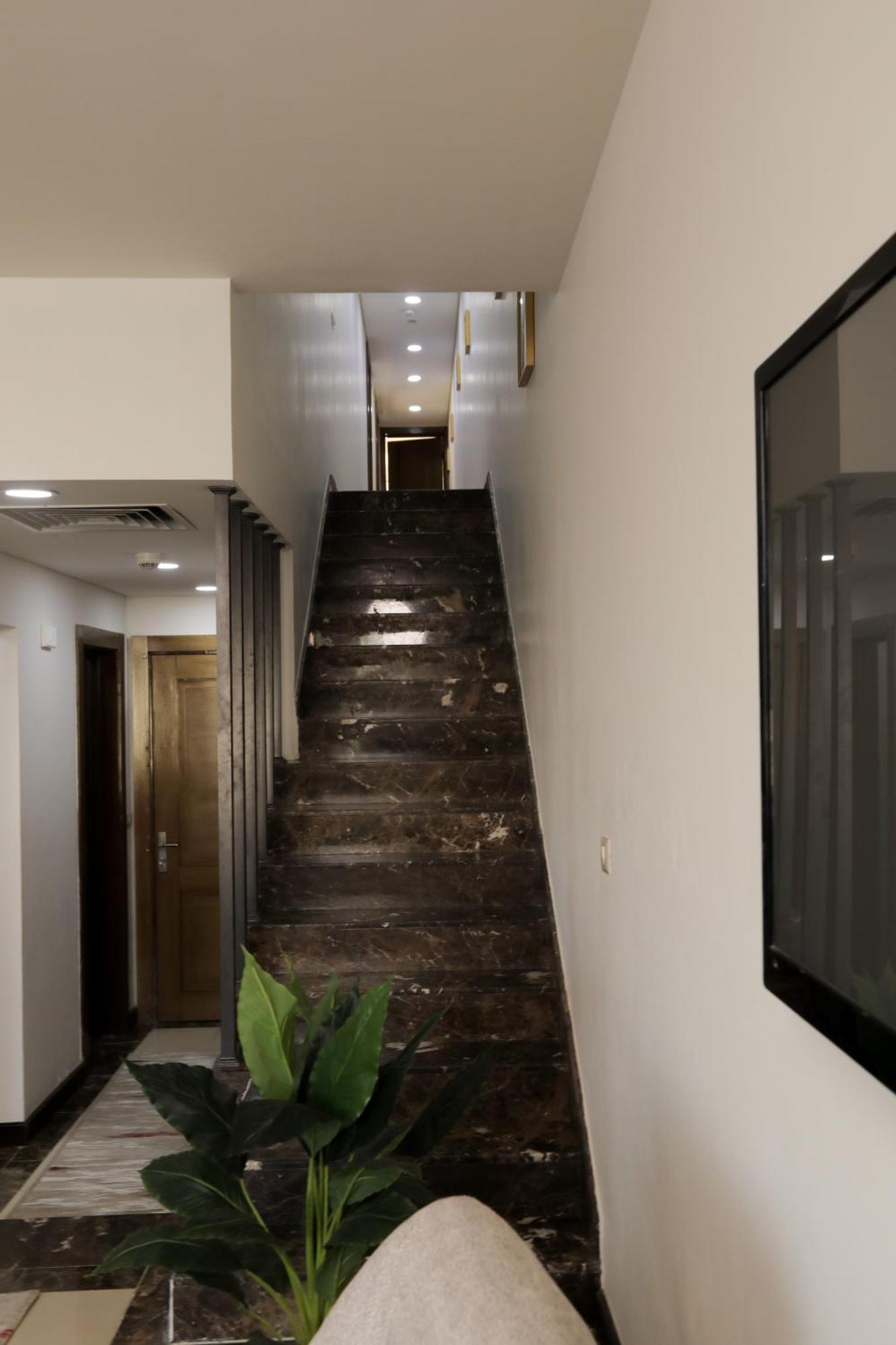 Apartamento Duplex-nyoum New Cairo